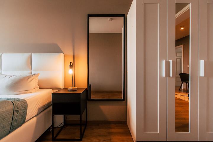 Room 28 of 289