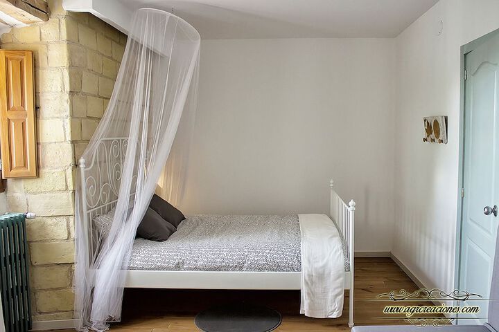 Room 3 of 62