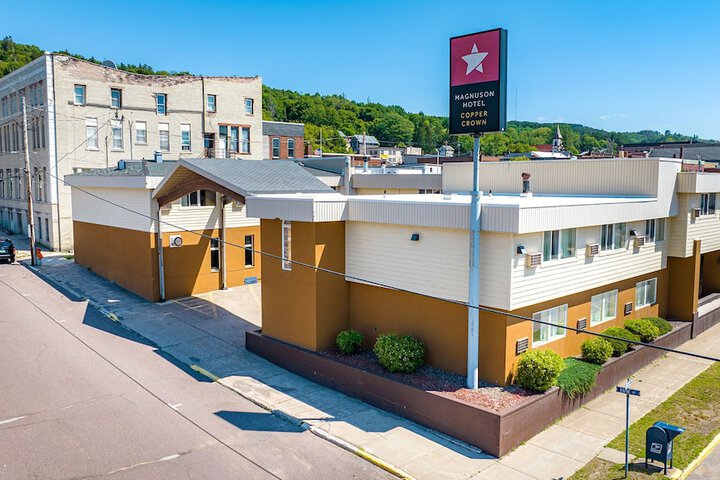 Hotel 43 of 47