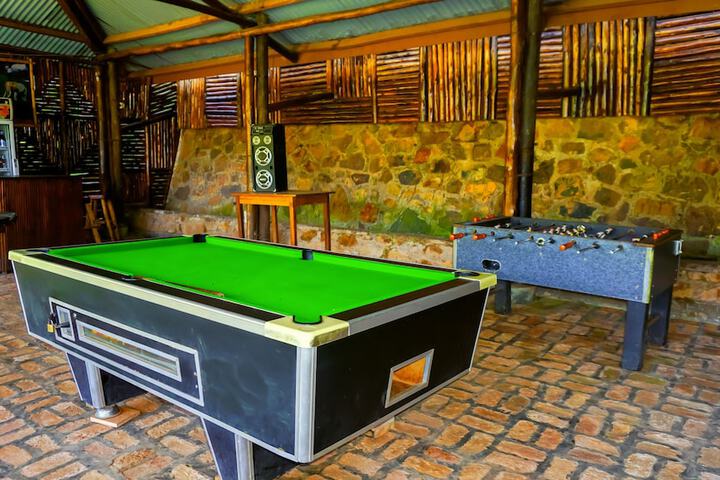 Pool 25 of 61
