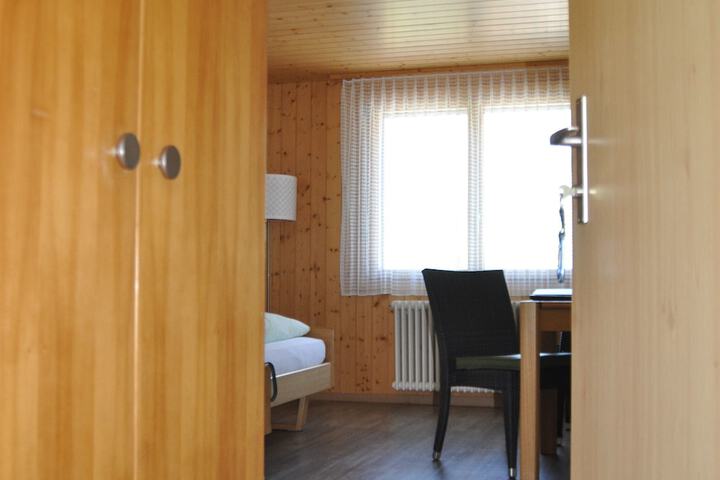 Room 15 of 96