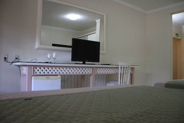 Room 12 of 127