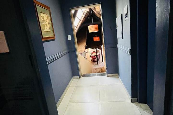 Room 36 of 275