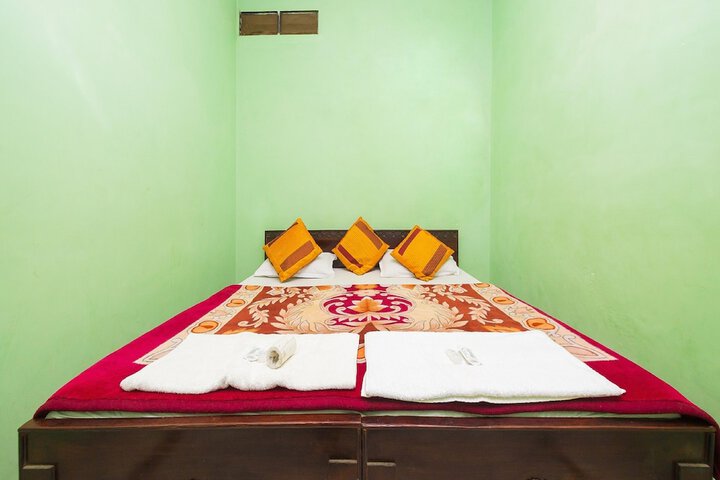 Room 26 of 105