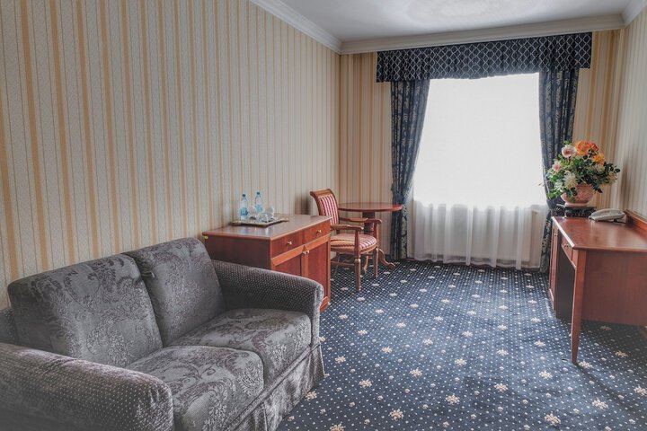 Room 25 of 56