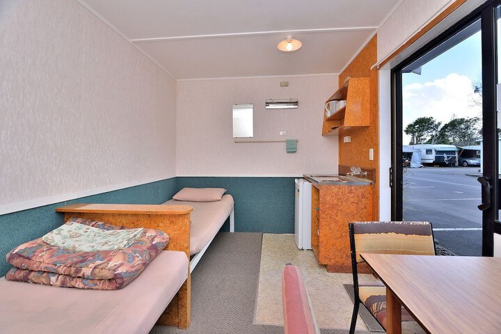 Room 3 of 48