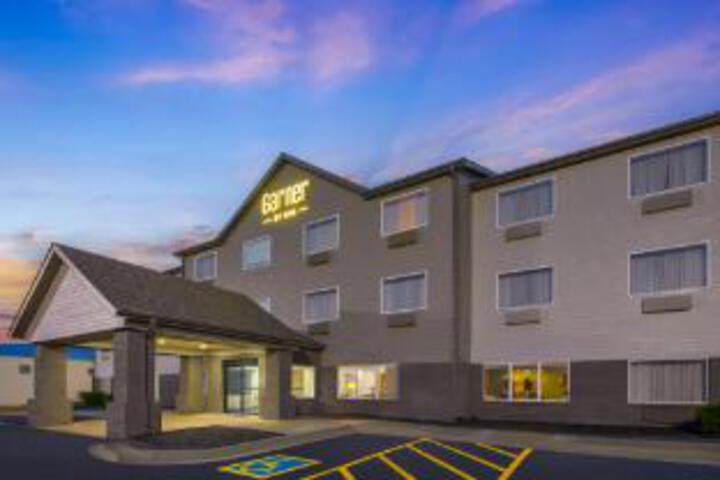 Exterior of Garner Hotel Lincoln North by IHG