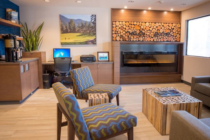 Business Center 49 of 57