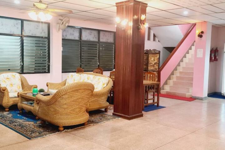 Hotel Interior 4 of 59