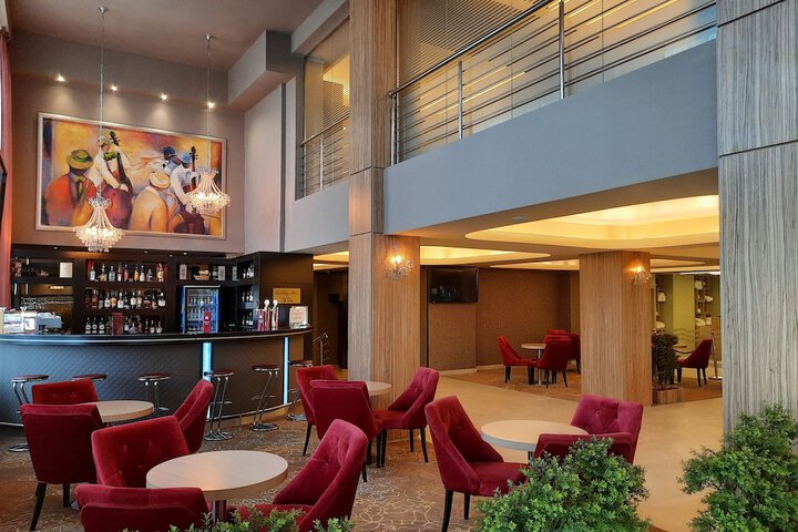 Guest Lobby