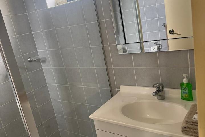 Room 12 of 26