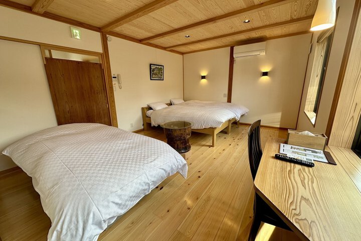 Room 28 of 58