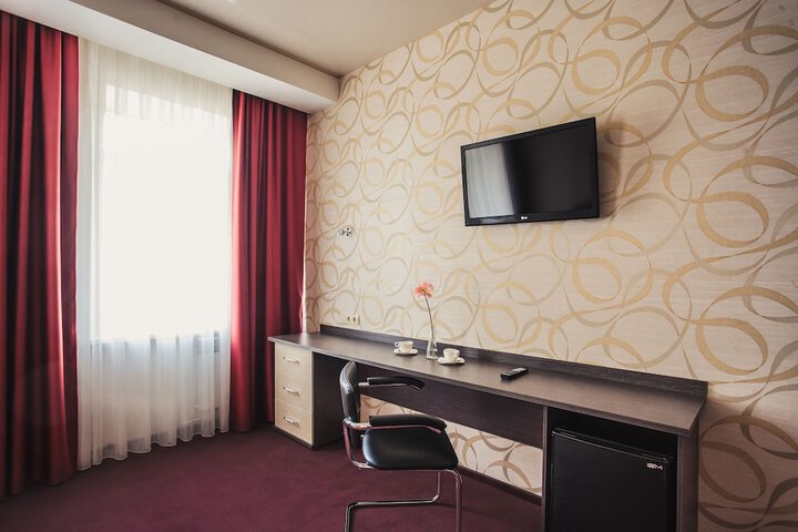 Room 23 of 42