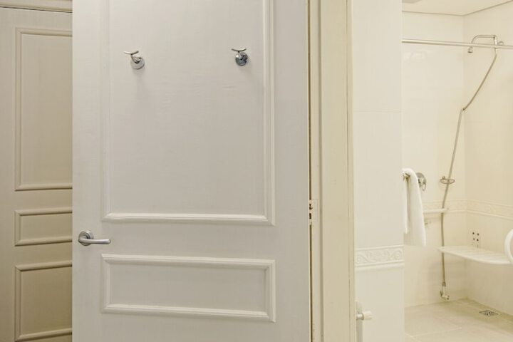 Room 55 of 148