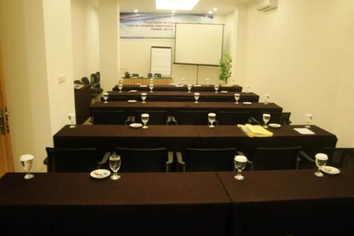 Meeting 32 of 37
