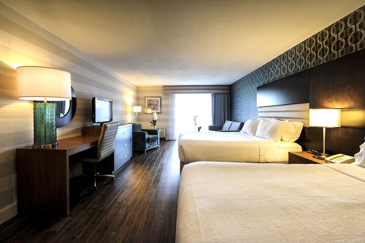 Room 6 of 53