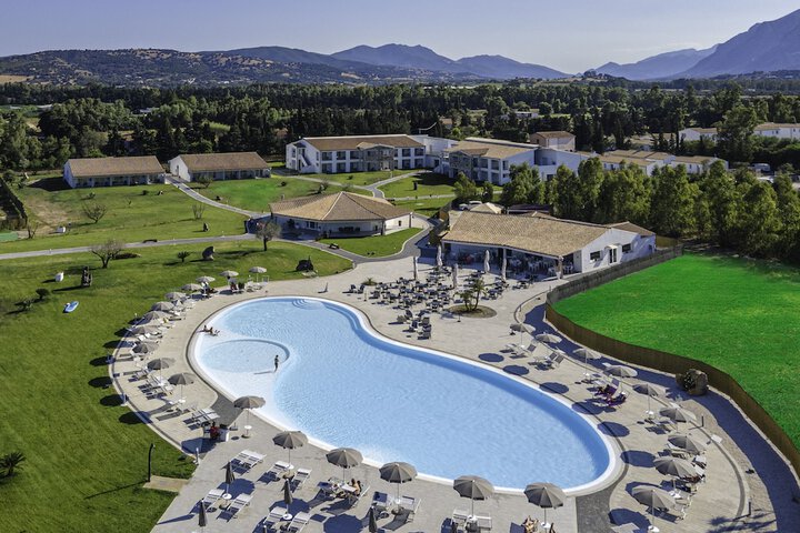 Exterior of Hotel SArena Beach