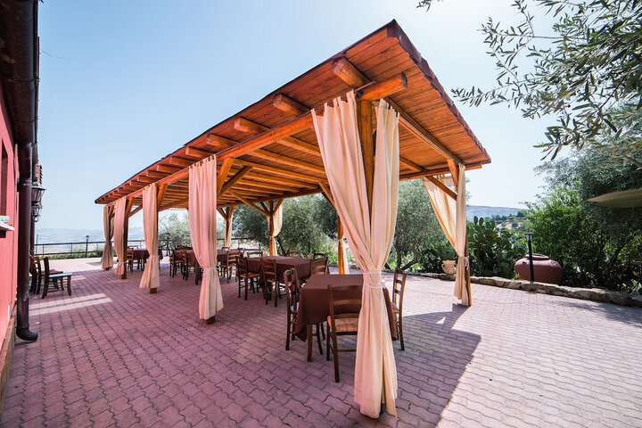 Terrace/Patio 18 of 24