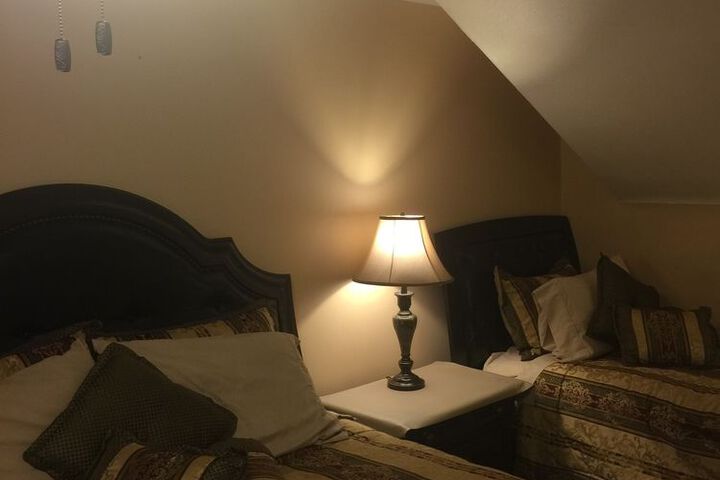 Room 3 of 21