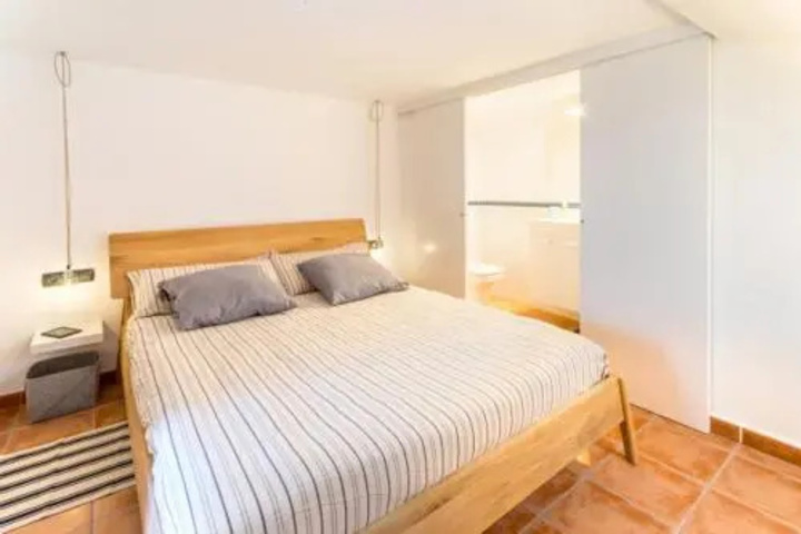 Room 3 of 14