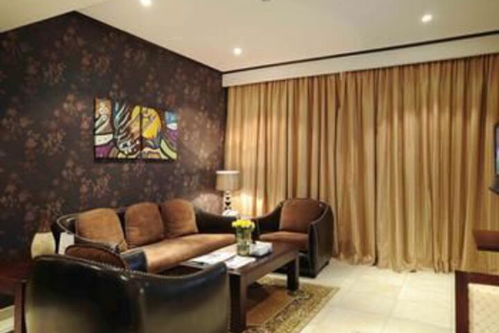 Room 26 of 70