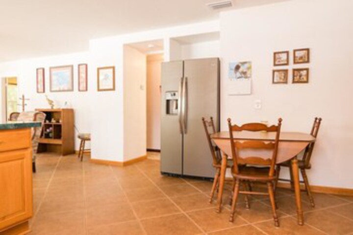Room 6 of 23