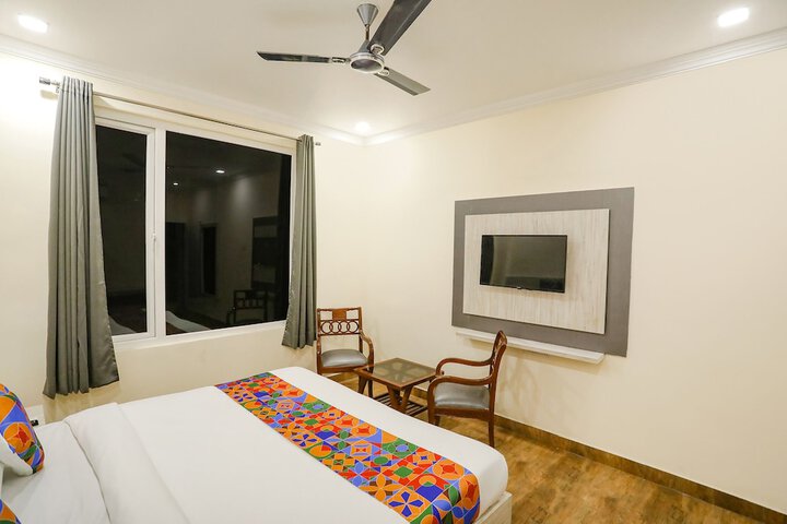 Room 19 of 37