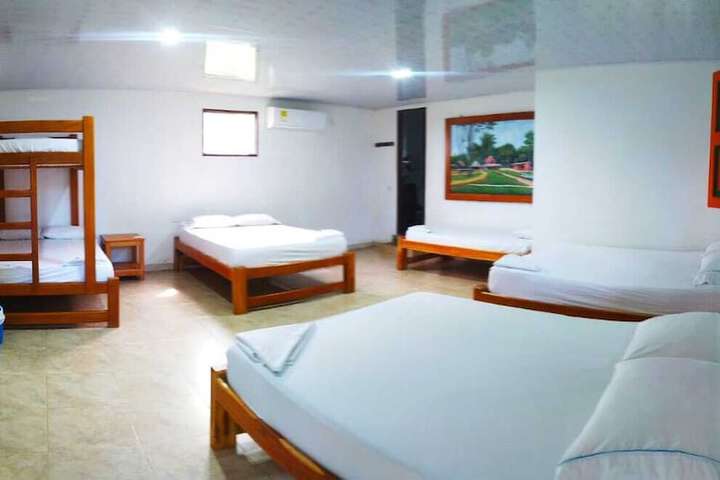 Room 8 of 37