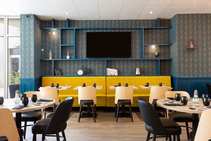 Dining Photos