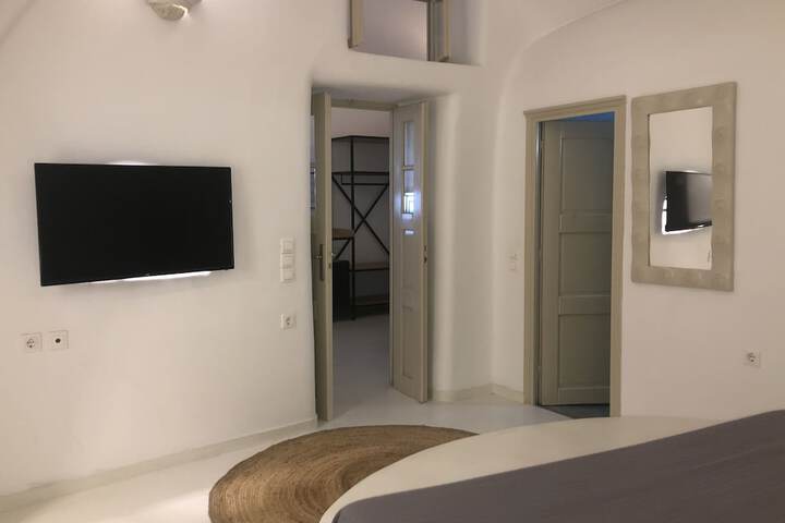 Room 10 of 31