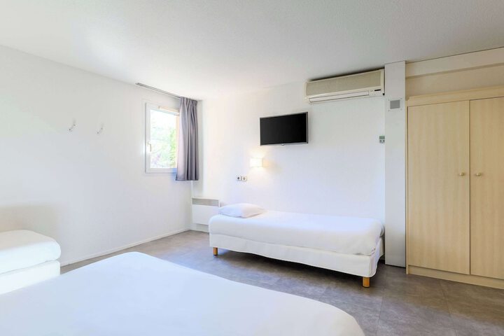 Room 15 of 54