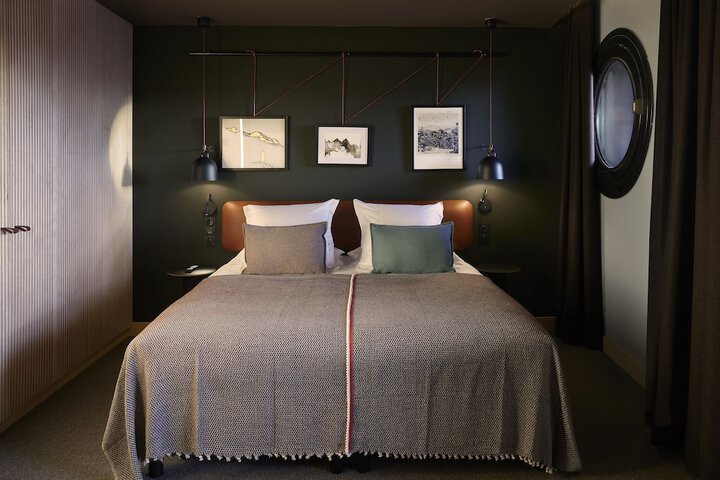 Room 7 of 47