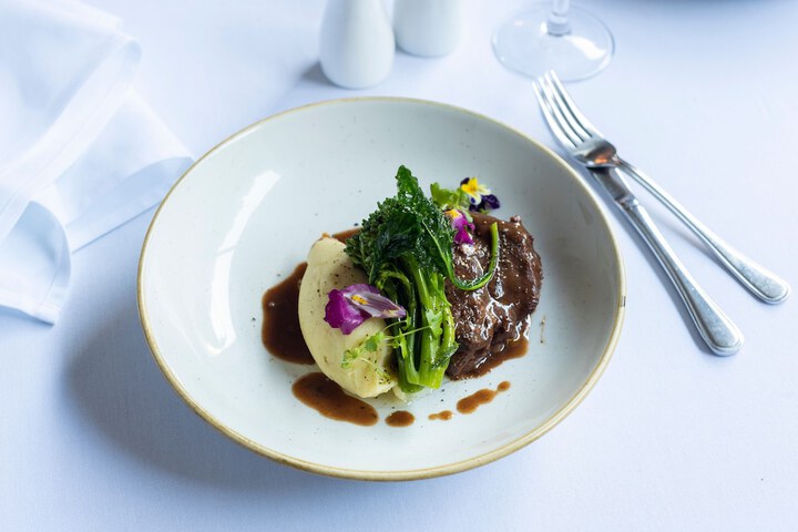Dining 105 of 156