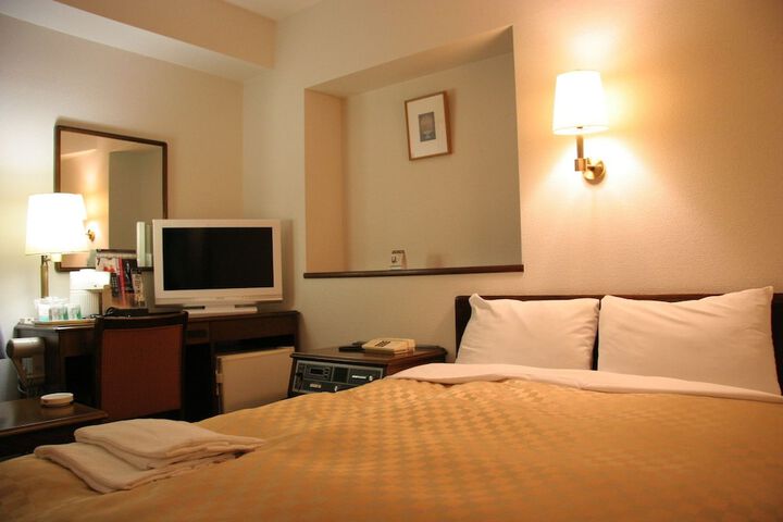 Room 6 of 21
