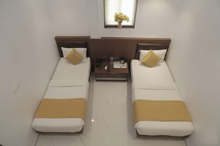 Room 16 of 23