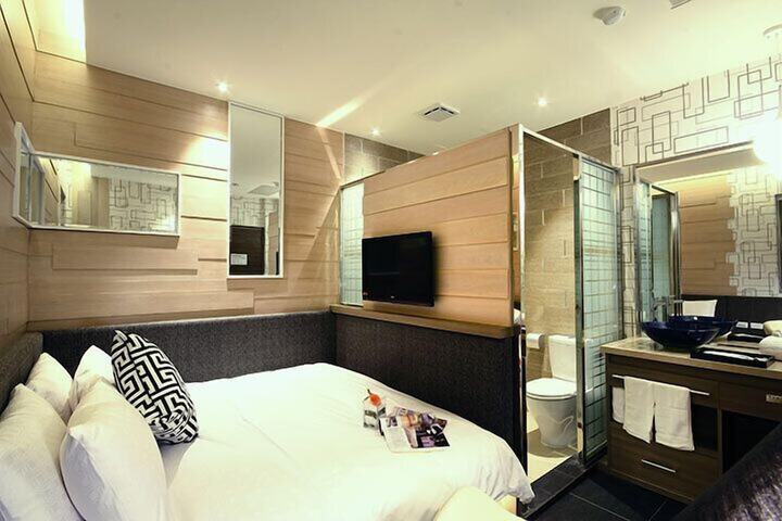 Room 9 of 59