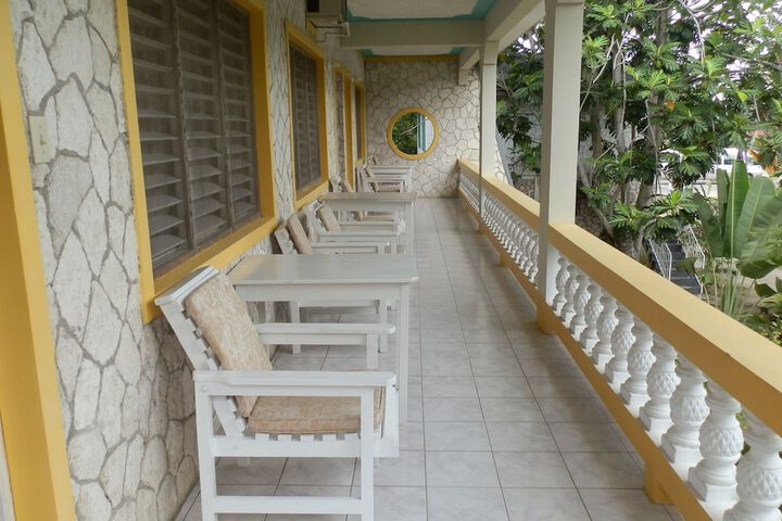 Terrace/Patio 31 of 32