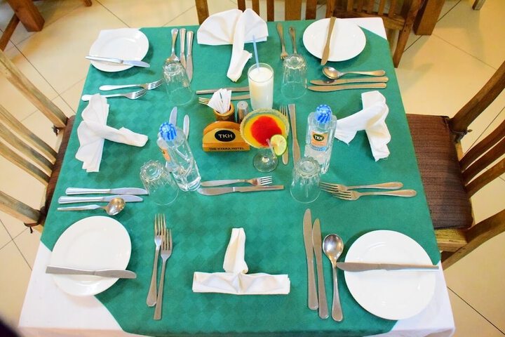 Dining 46 of 110