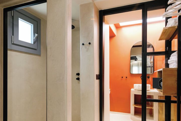 Room 40 of 79