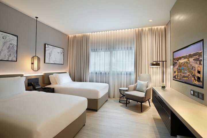 Room 20 of 180