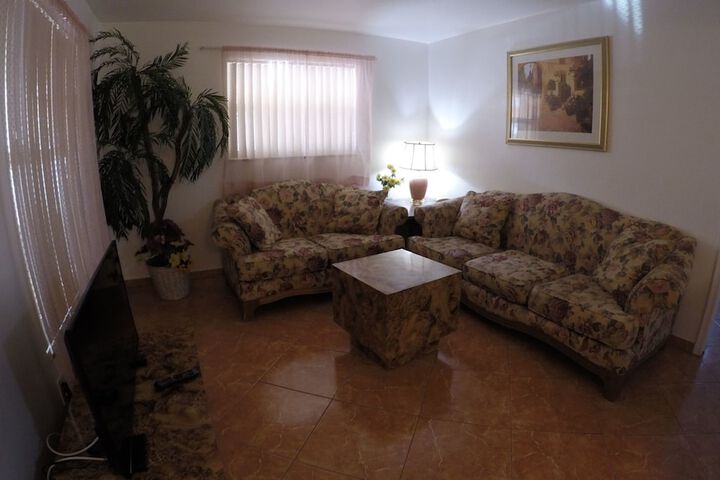 Room 26 of 48