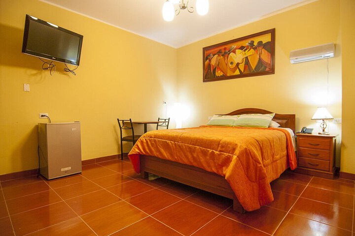 Room 6 of 21