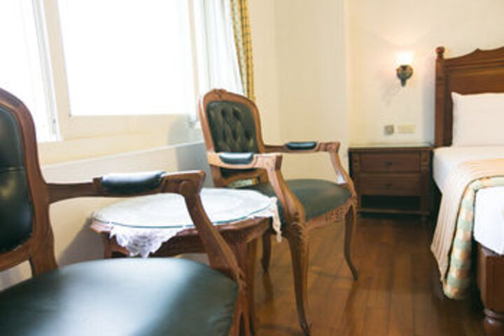 Room 15 of 26