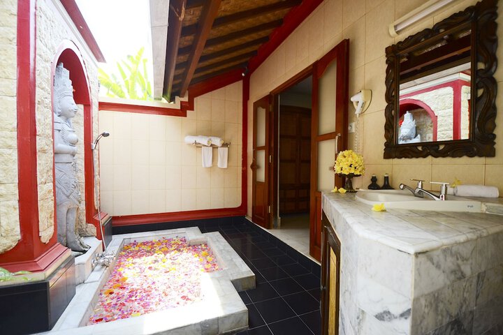 Clean Restrooms