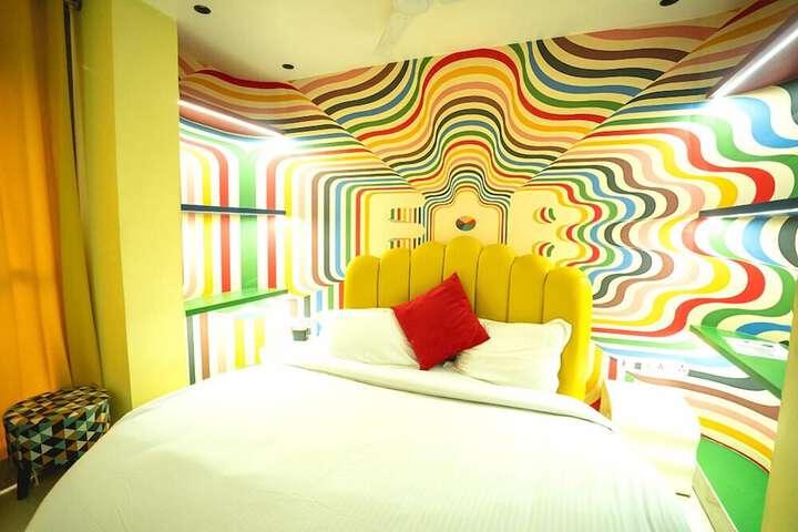 Room 47 of 149
