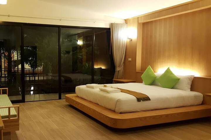 Room 4 of 44