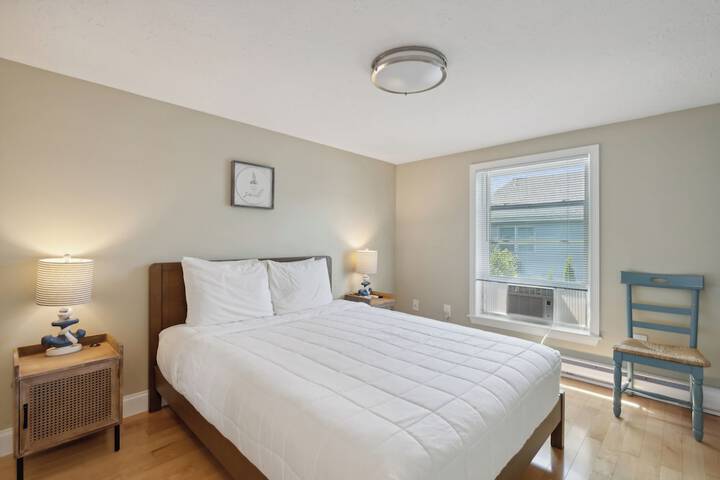 Quadruple Queen Size Bed (15 of 23)