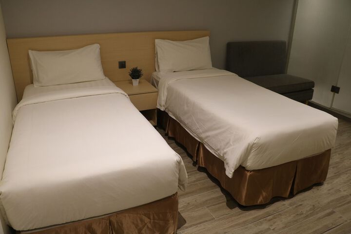 Room 12 of 51