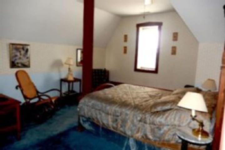 Room 128 of 240