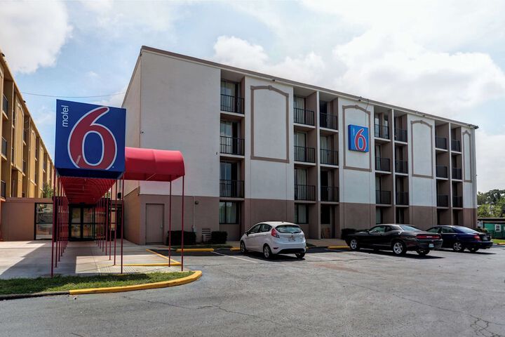 Motel 6 Jackson TN in Jackson, TN